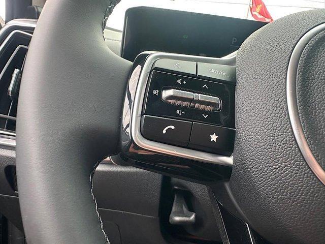 new 2025 Kia Sorento Hybrid car, priced at $37,816