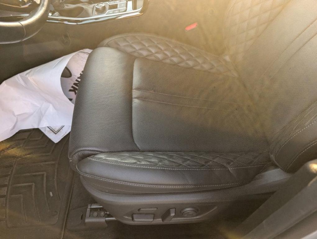 used 2023 Kia Sorento car, priced at $28,396