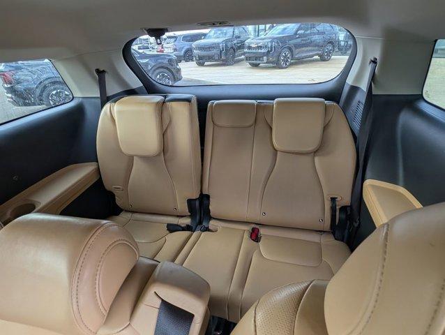 used 2022 Kia Carnival car, priced at $25,899