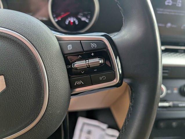 used 2022 Kia Carnival car, priced at $25,899