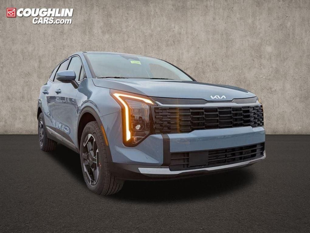 new 2026 Kia Sportage Hybrid car, priced at $40,035