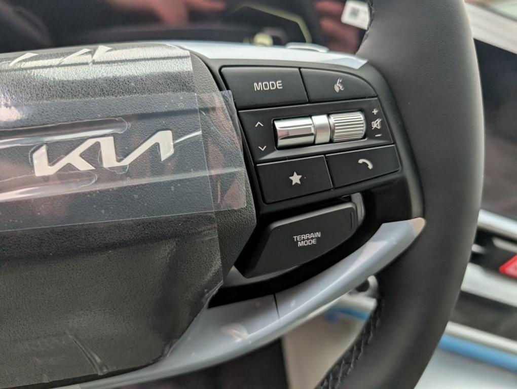 new 2026 Kia Sportage Hybrid car, priced at $40,035