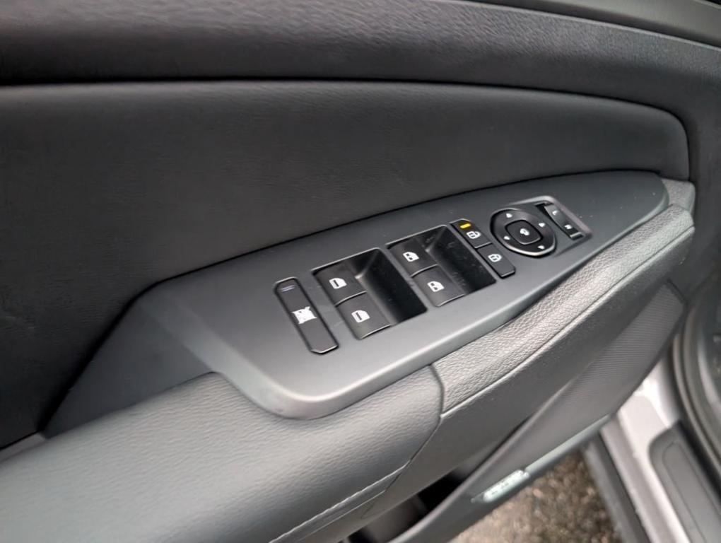 new 2026 Kia Sportage Hybrid car, priced at $32,730