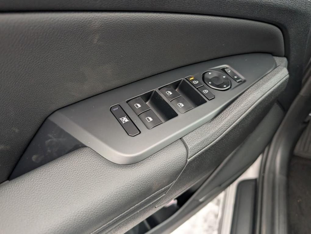 new 2026 Kia Sportage Hybrid car, priced at $40,585