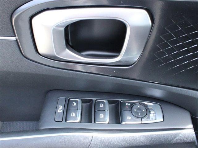 new 2025 Kia Sorento car, priced at $33,635