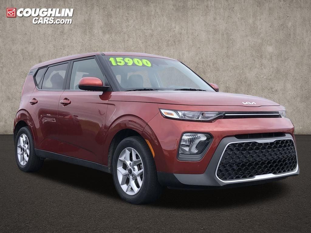 used 2022 Kia Soul car, priced at $16,391