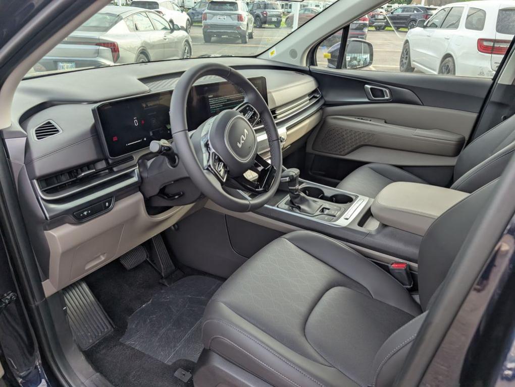 new 2026 Kia Carnival car, priced at $39,575