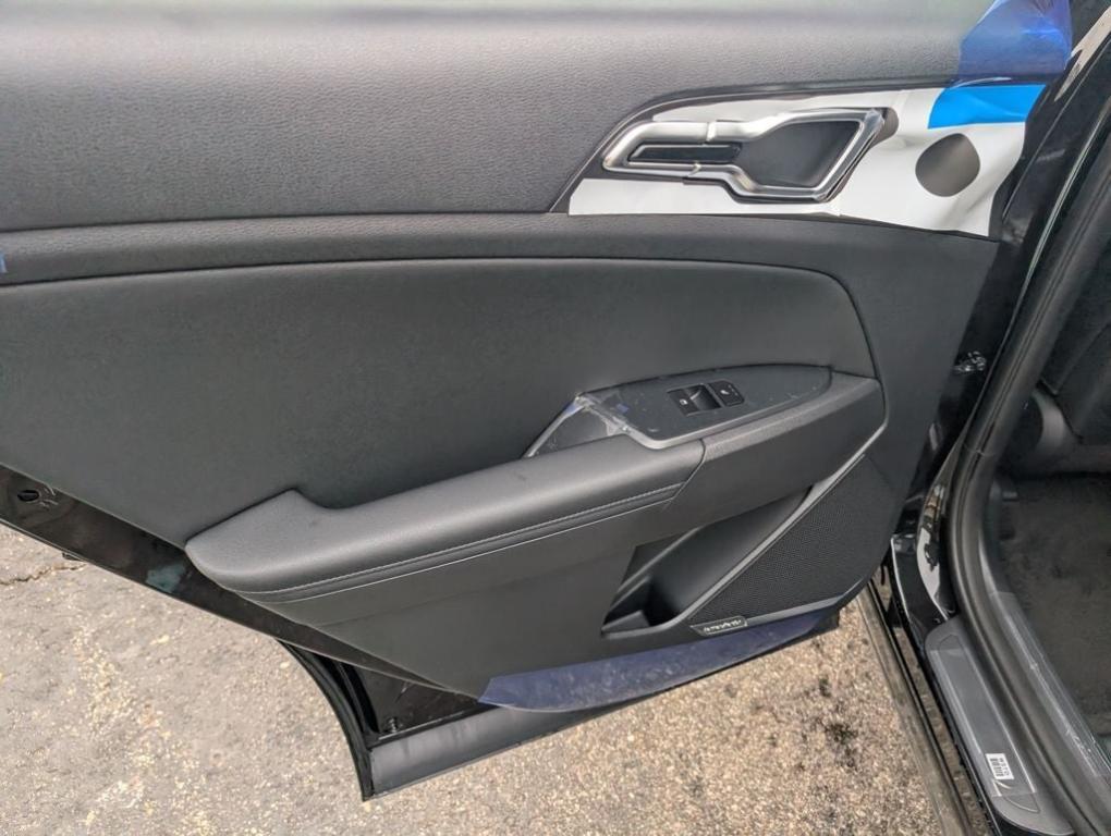 new 2026 Kia Sportage Hybrid car, priced at $42,035