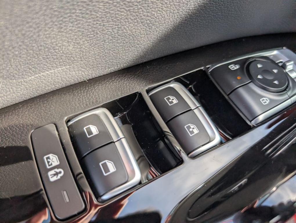 new 2026 Kia K5 car, priced at $31,110