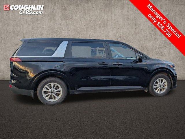 used 2024 Kia Carnival car, priced at $28,736