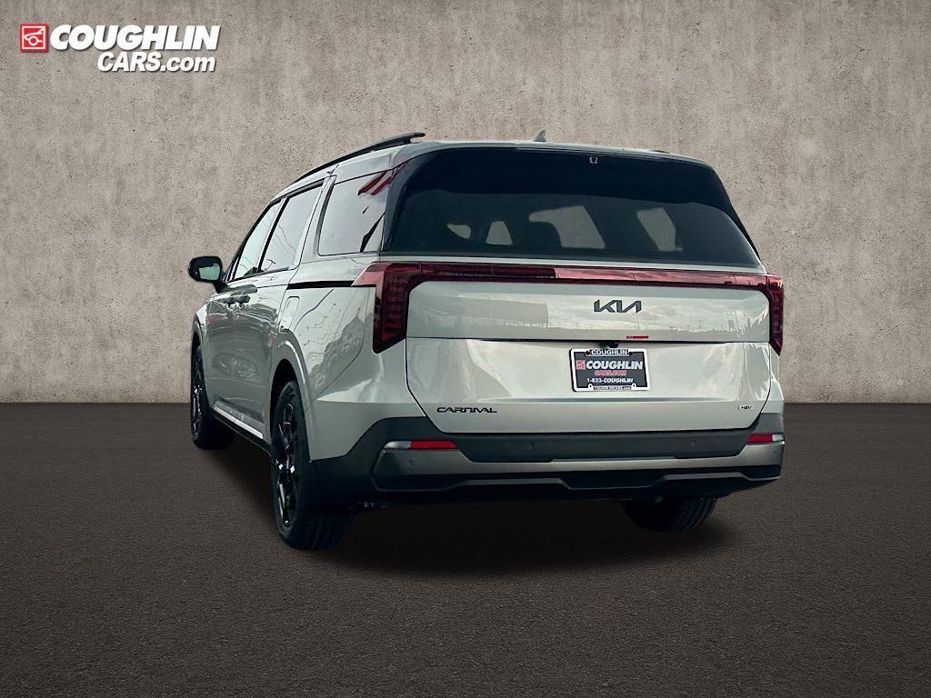 new 2025 Kia Carnival Hybrid car, priced at $52,120