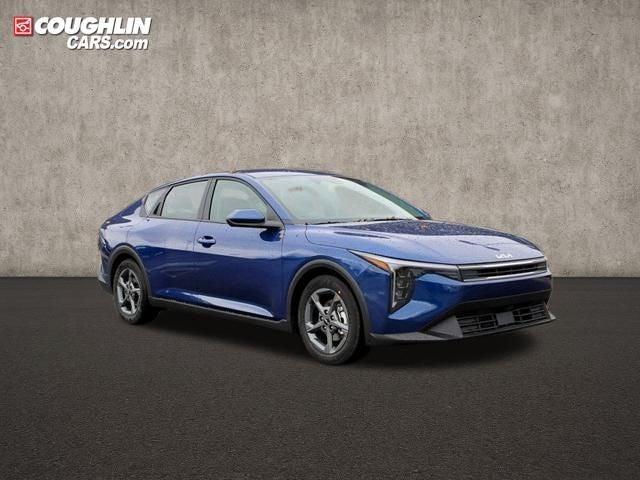 new 2025 Kia K4 car, priced at $22,459