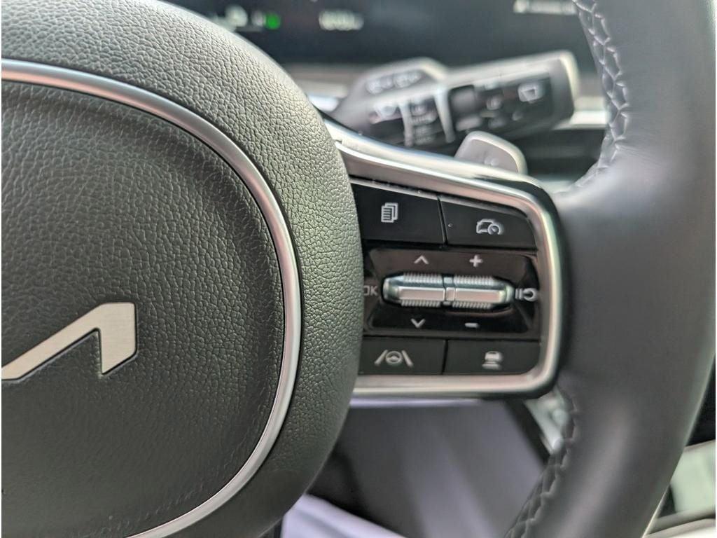 used 2025 Kia Sorento Hybrid car, priced at $37,271
