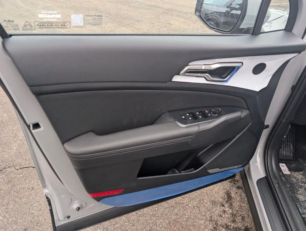 new 2026 Kia Sportage car, priced at $33,604