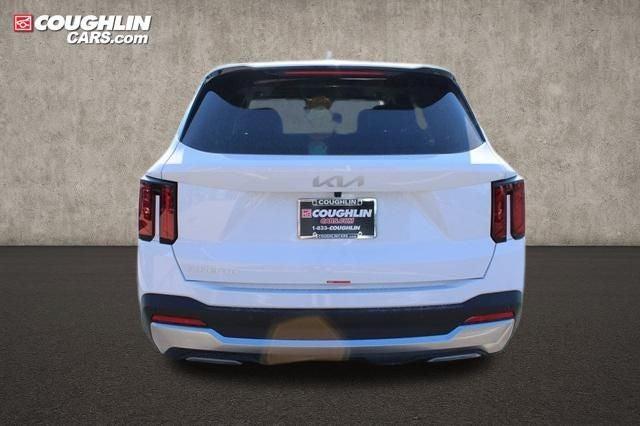 new 2025 Kia Sorento car, priced at $33,285