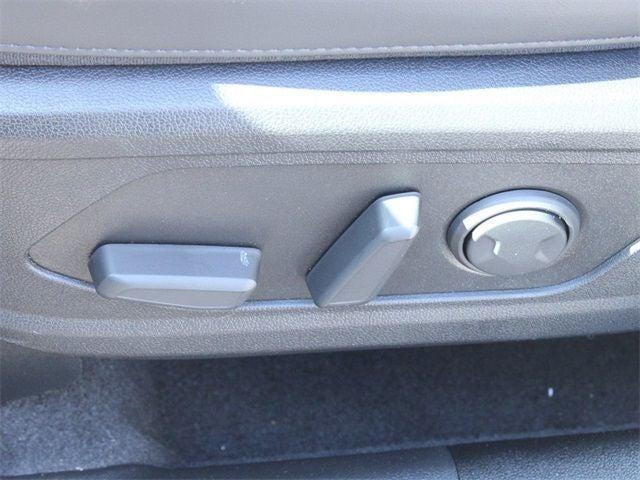 new 2025 Kia Sorento car, priced at $33,285