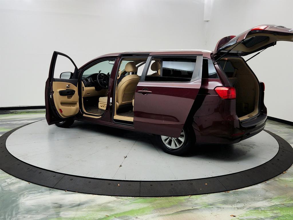 used 2015 Kia Sedona car, priced at $4,295