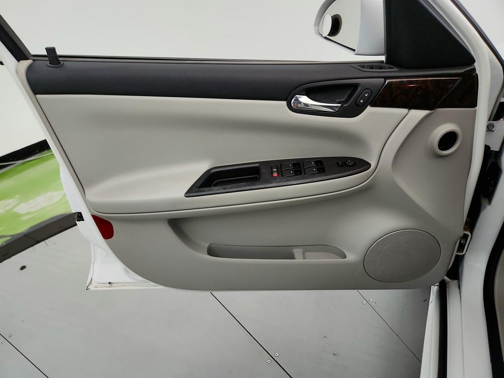 used 2015 Chevrolet Impala Limited car, priced at $7,995