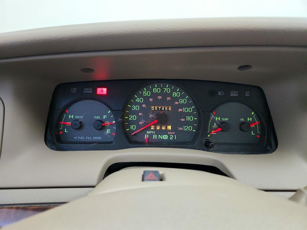 used 2005 Mercury Grand Marquis car, priced at $6,495