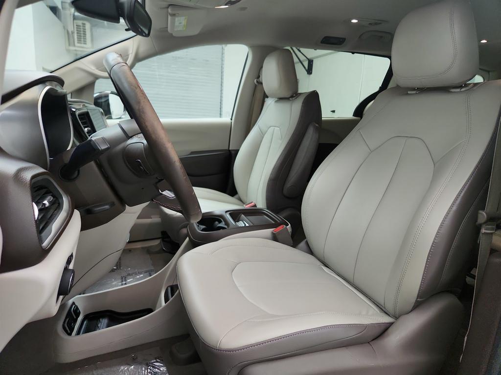 used 2017 Chrysler Pacifica car, priced at $9,950