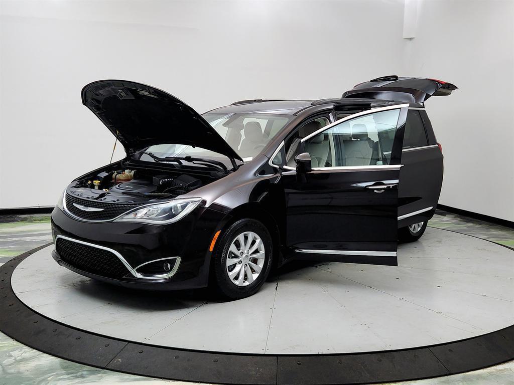 used 2017 Chrysler Pacifica car, priced at $9,950