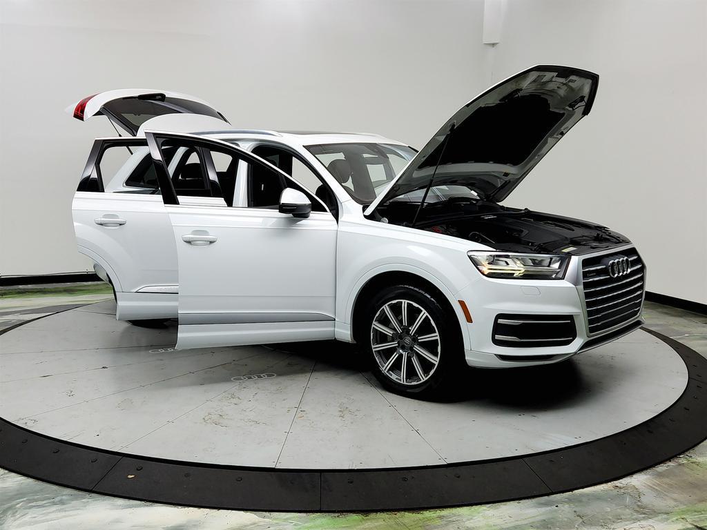 used 2019 Audi Q7 car, priced at $15,895