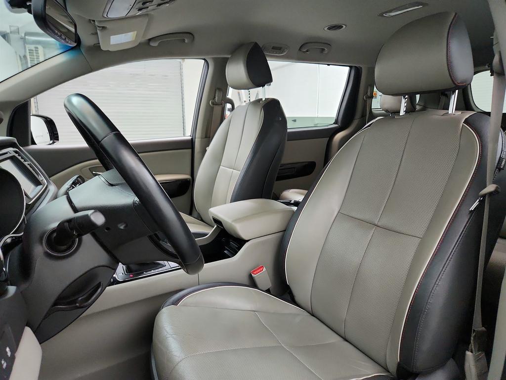 used 2016 Kia Sedona car, priced at $8,445