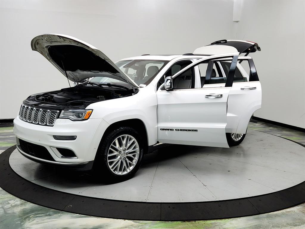 used 2017 Jeep Grand Cherokee car, priced at $14,995