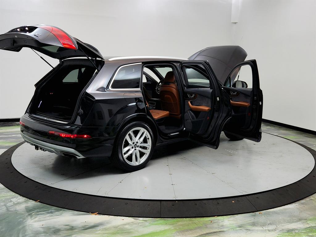 used 2018 Audi Q7 car, priced at $18,245