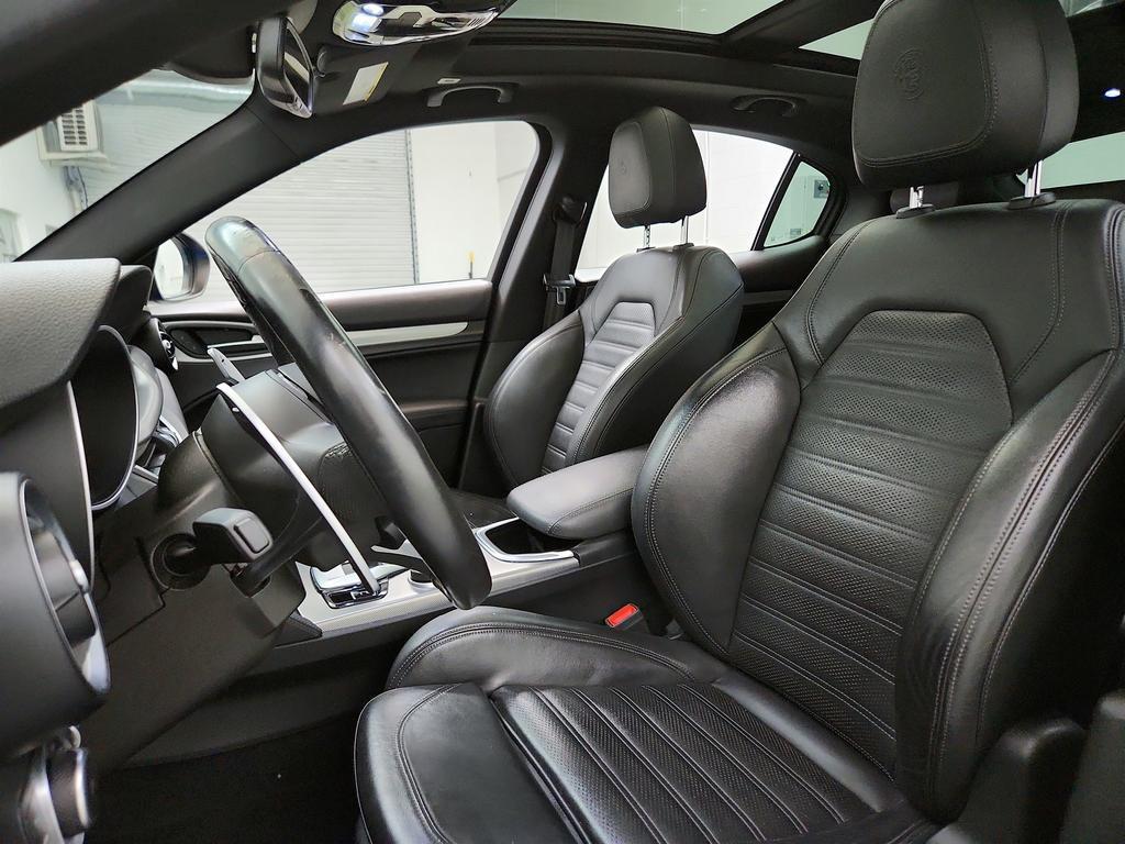 used 2022 Alfa Romeo Stelvio car, priced at $22,850
