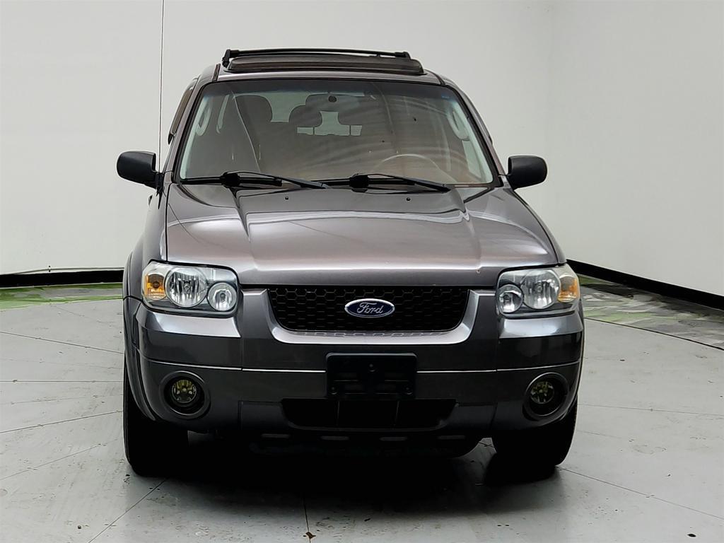 used 2005 Ford Escape car, priced at $3,495