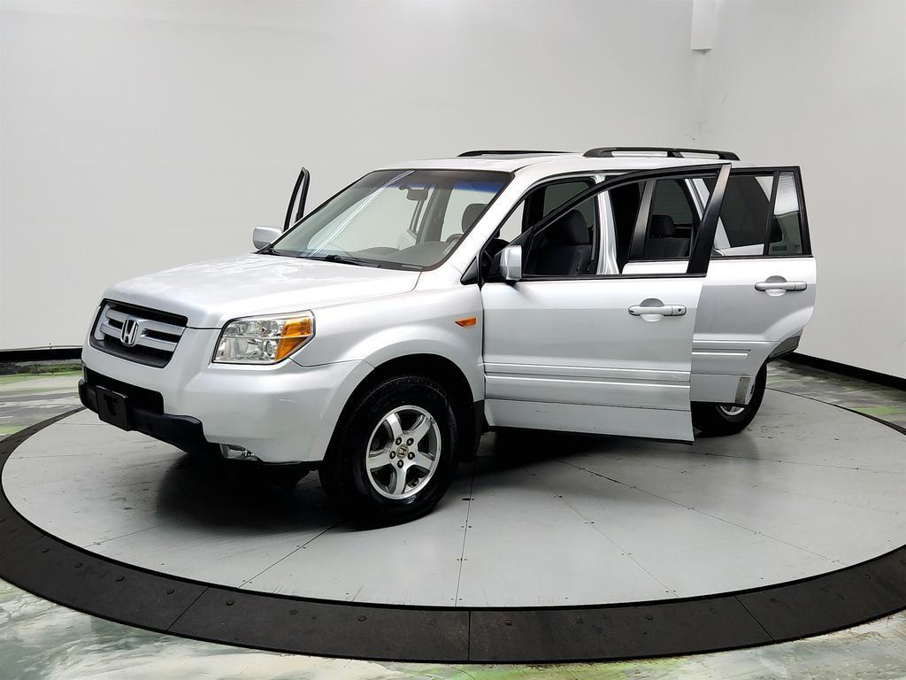 used 2008 Honda Pilot car, priced at $3,895