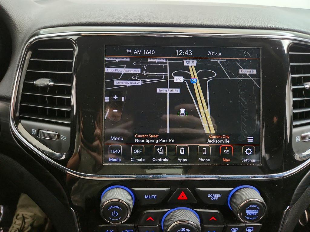 used 2021 Jeep Grand Cherokee car, priced at $17,795