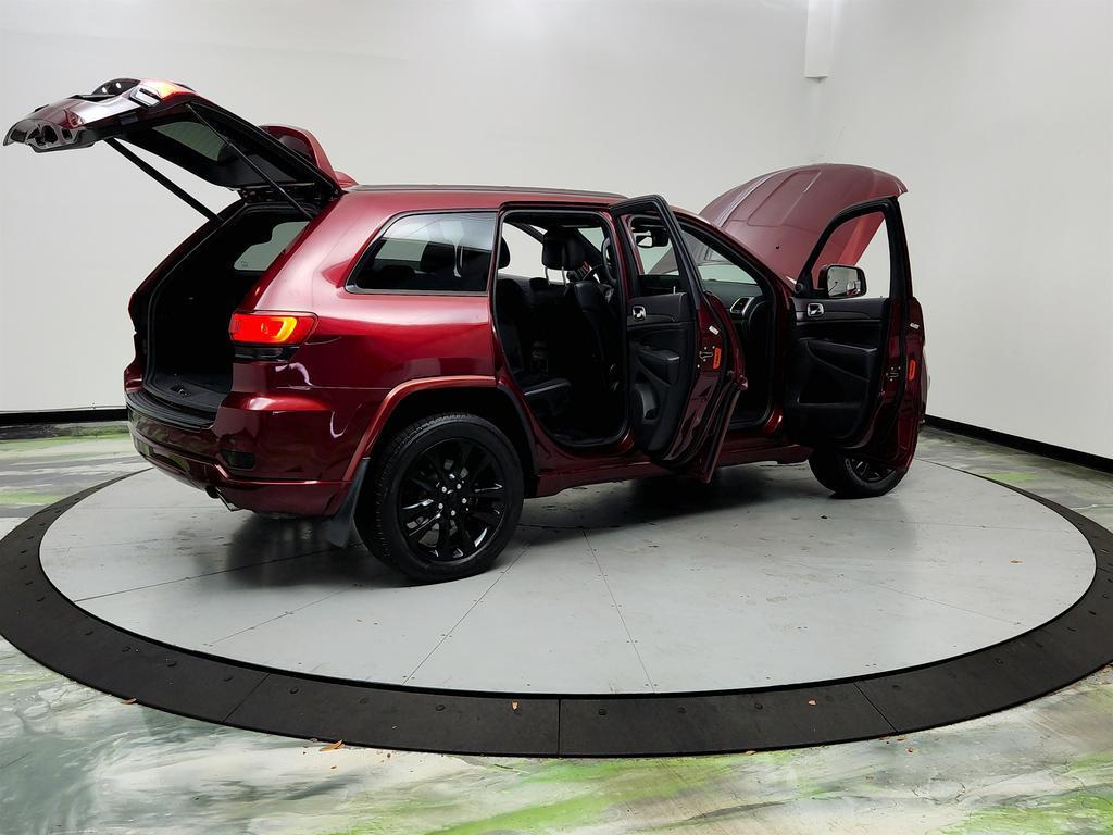 used 2018 Jeep Grand Cherokee car, priced at $12,245
