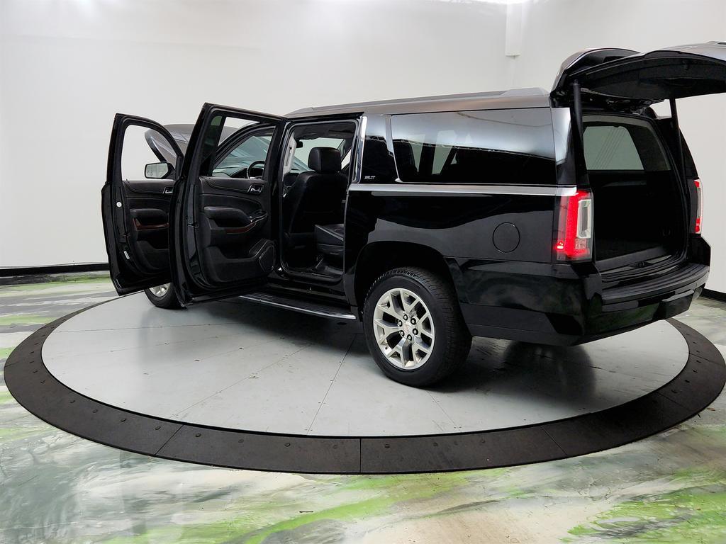 used 2020 GMC Yukon XL car, priced at $24,695