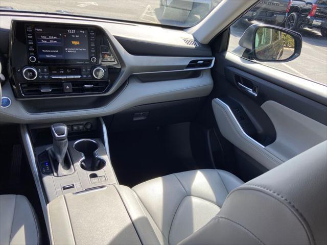 used 2021 Toyota Highlander Hybrid car, priced at $36,991
