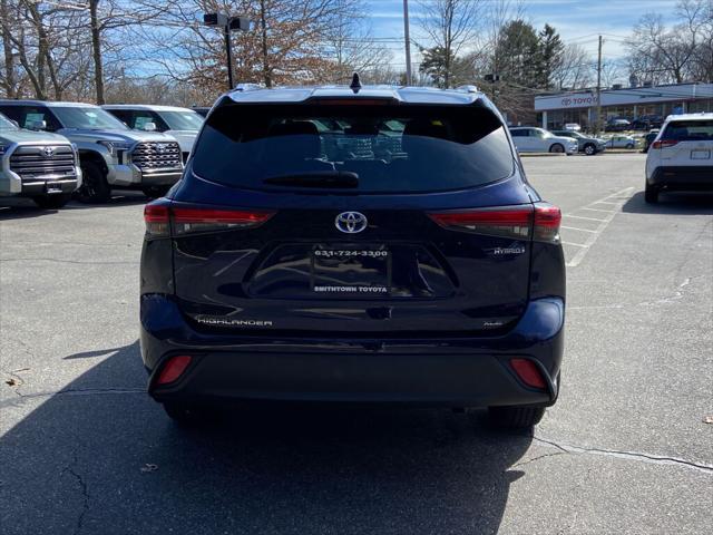 used 2021 Toyota Highlander Hybrid car, priced at $36,991