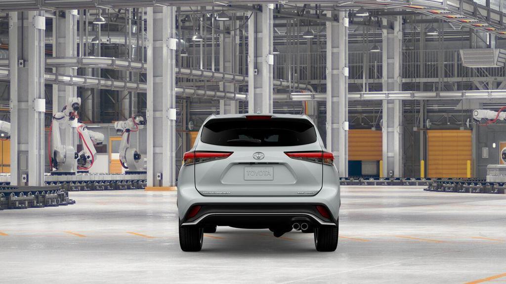 new 2026 Toyota Highlander car, priced at $52,708