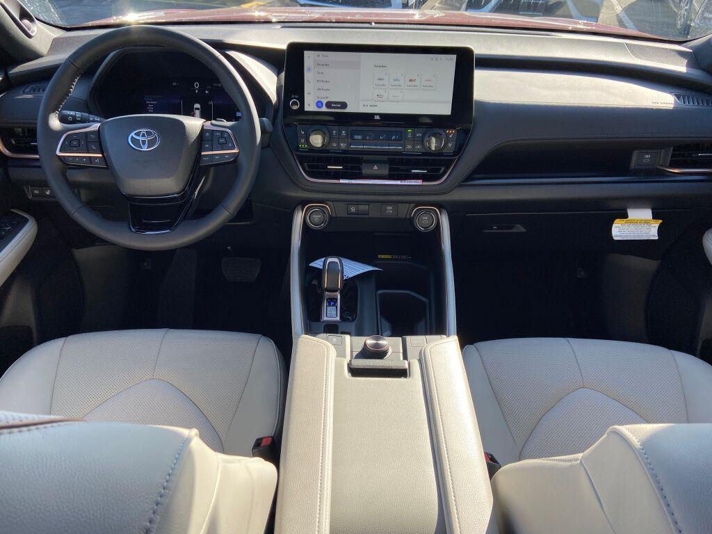 used 2025 Toyota Grand Highlander car, priced at $60,558