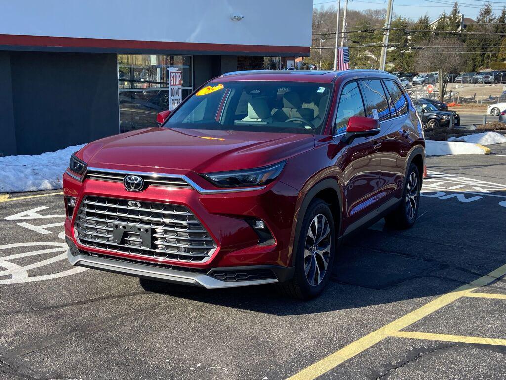 used 2025 Toyota Grand Highlander car, priced at $60,558
