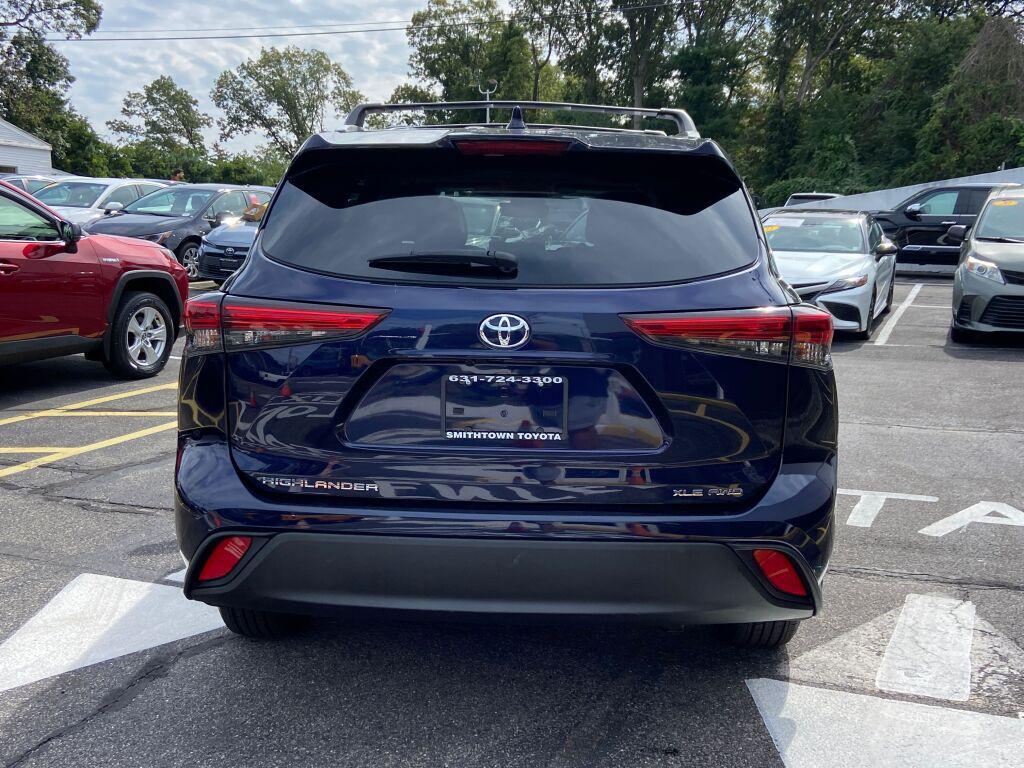 used 2022 Toyota Highlander car, priced at $35,991