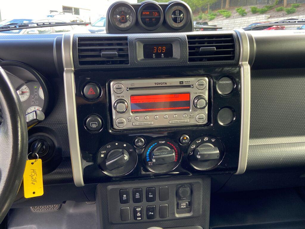 used 2014 Toyota FJ Cruiser car, priced at $22,991