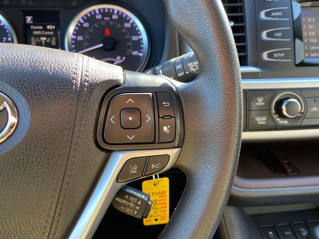 used 2019 Toyota Highlander car, priced at $24,991