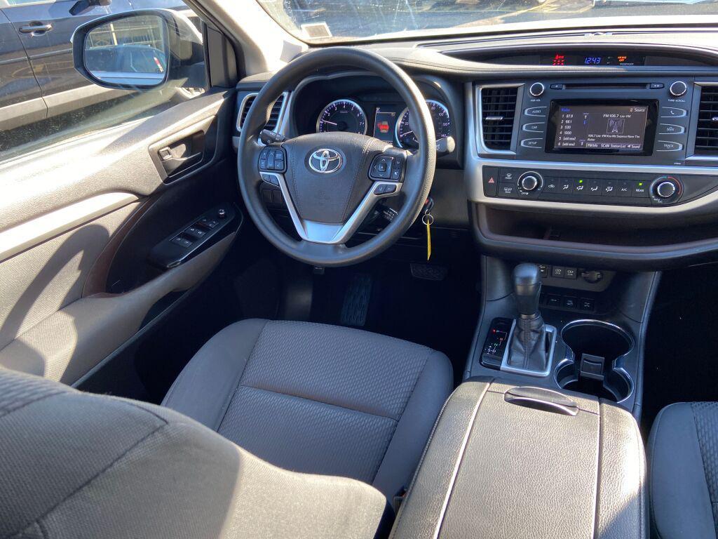 used 2019 Toyota Highlander car, priced at $24,991