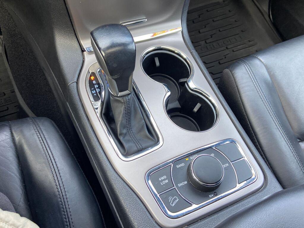 used 2021 Jeep Grand Cherokee car, priced at $26,991