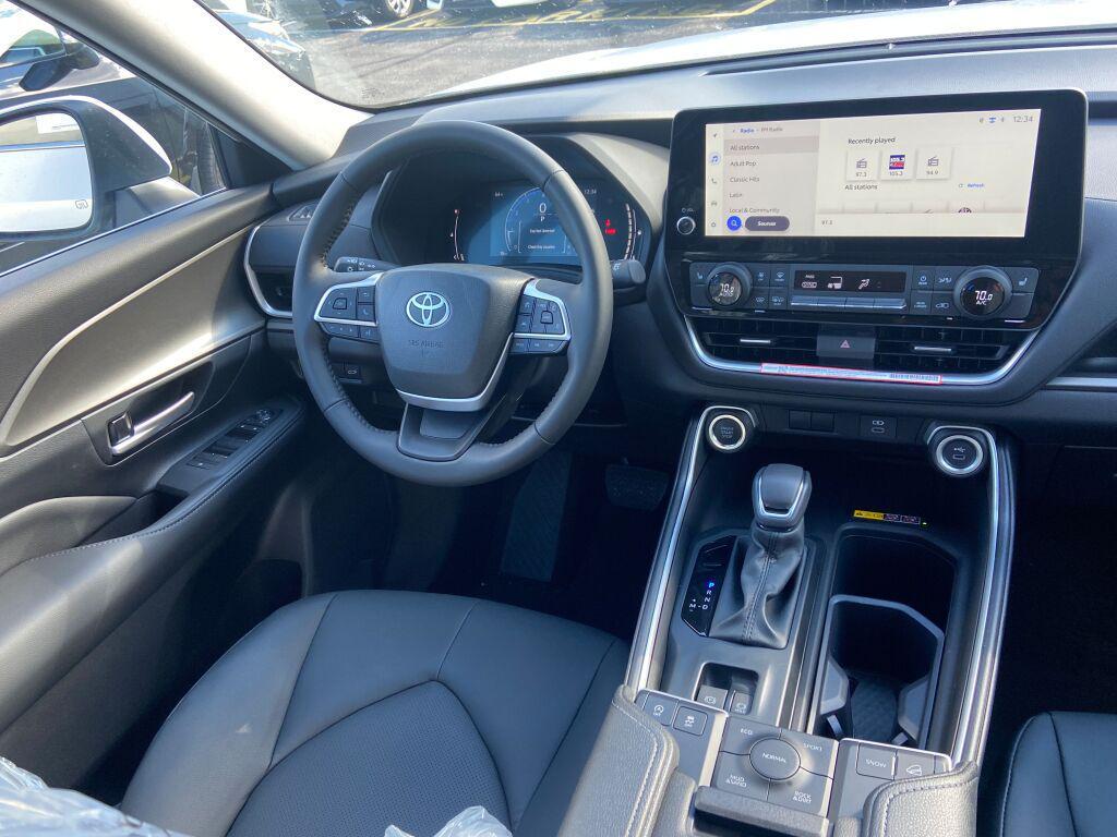 used 2025 Toyota Grand Highlander car, priced at $49,991