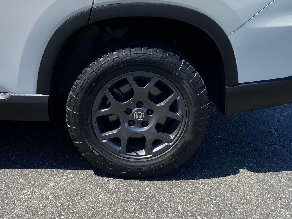 used 2023 Honda Pilot car, priced at $43,991