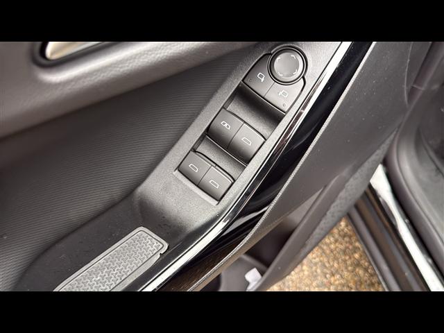 new 2026 Chevrolet Equinox car, priced at $28,721