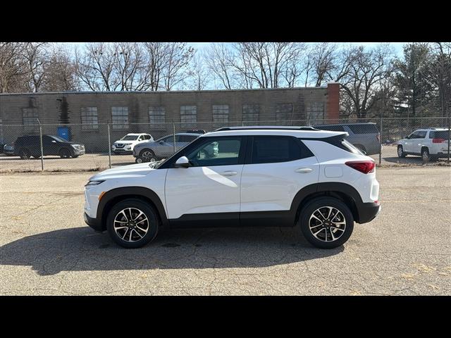 new 2026 Chevrolet TrailBlazer car, priced at $27,296