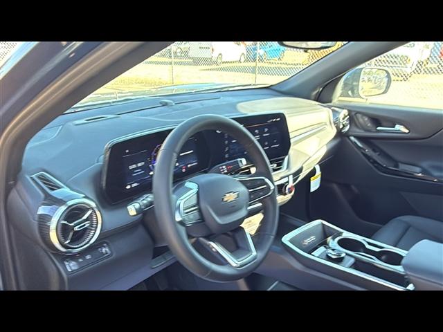 new 2026 Chevrolet Equinox car, priced at $31,582